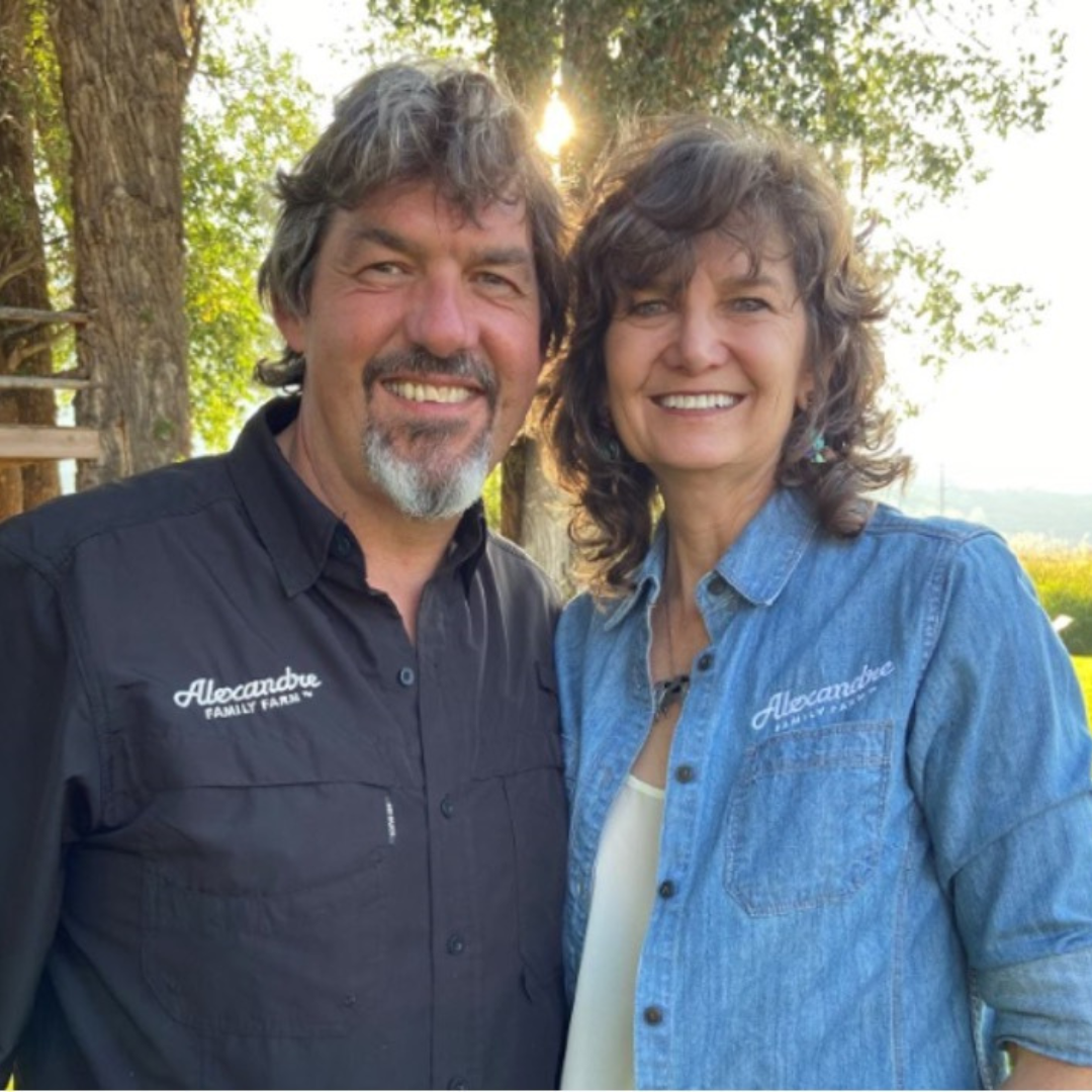 38: The Link Between Dairy Intolerance and Dairy Genes with Alexandre Family Farm Founders Blake & Stephanie