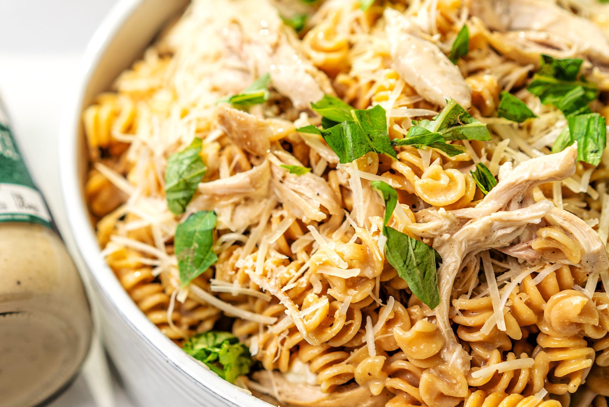 Gluten-Free Fusilli with Chicken and Garlic Alfredo Sauce – Primal Kitchen