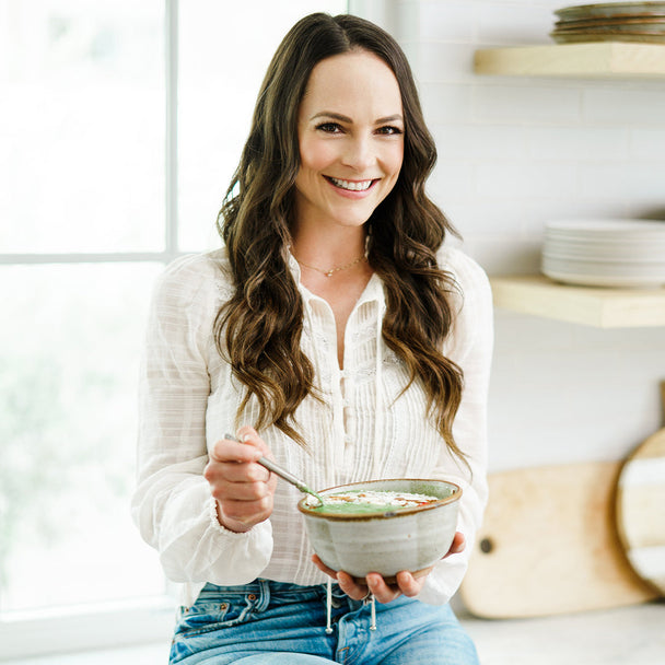 30: Kelly Leveque on Weight Loss, Blood Sugar, Cancer and Pediatric Nutrition